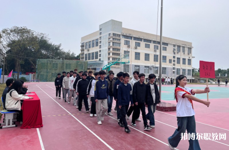 南寧運(yùn)德職業(yè)技術(shù)學(xué)校怎么樣、好不好