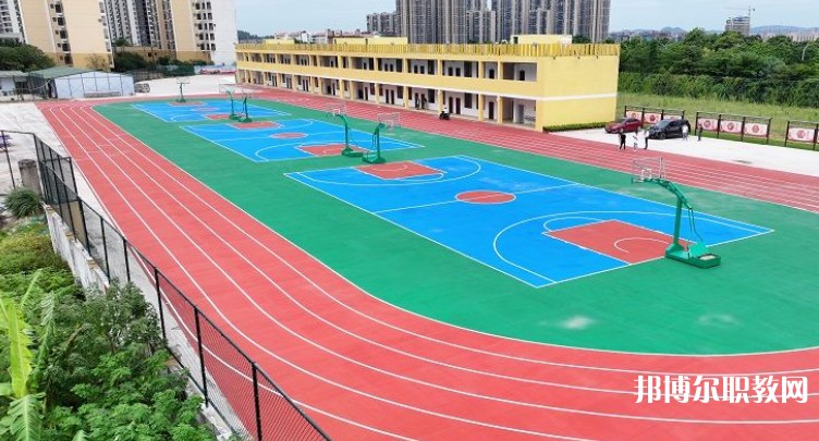 2025廣西輕工技師學院預備技師班招生計劃 招生人數(shù)是多少(附要求、條件、對象)