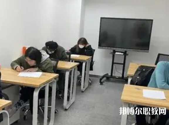 2025廣元中專學(xué)校最新排名前三名單
