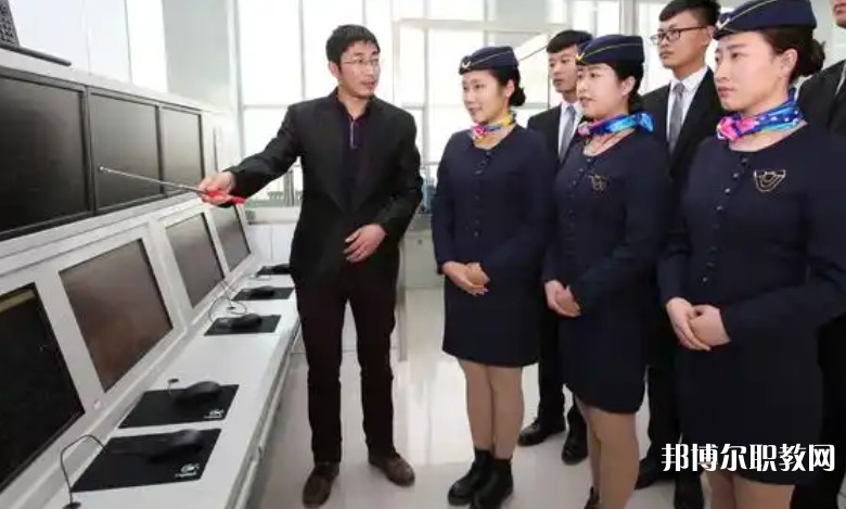 湖北2025年女生學鐵路學校好找工作嗎