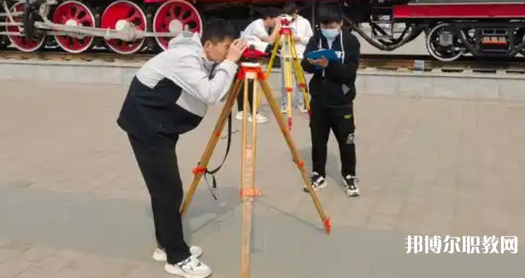 自貢2025年鐵路學(xué)校都有哪些專(zhuān)業(yè)