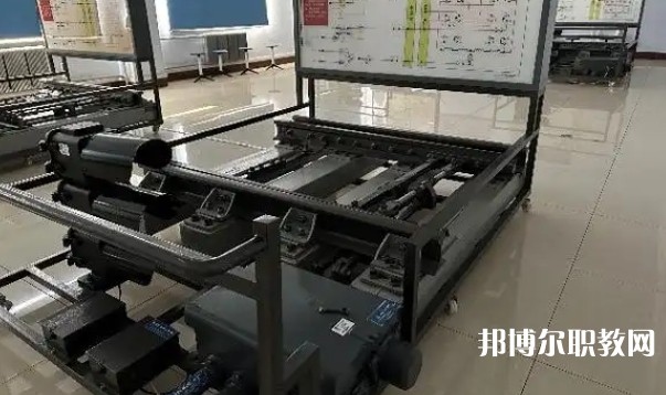 自貢2025年鐵路學(xué)校一般有哪些專(zhuān)業(yè)